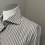 GHR – Camicia Uomo a Righe Verticali in Cotone – Marrone e Bianco, immagine 3