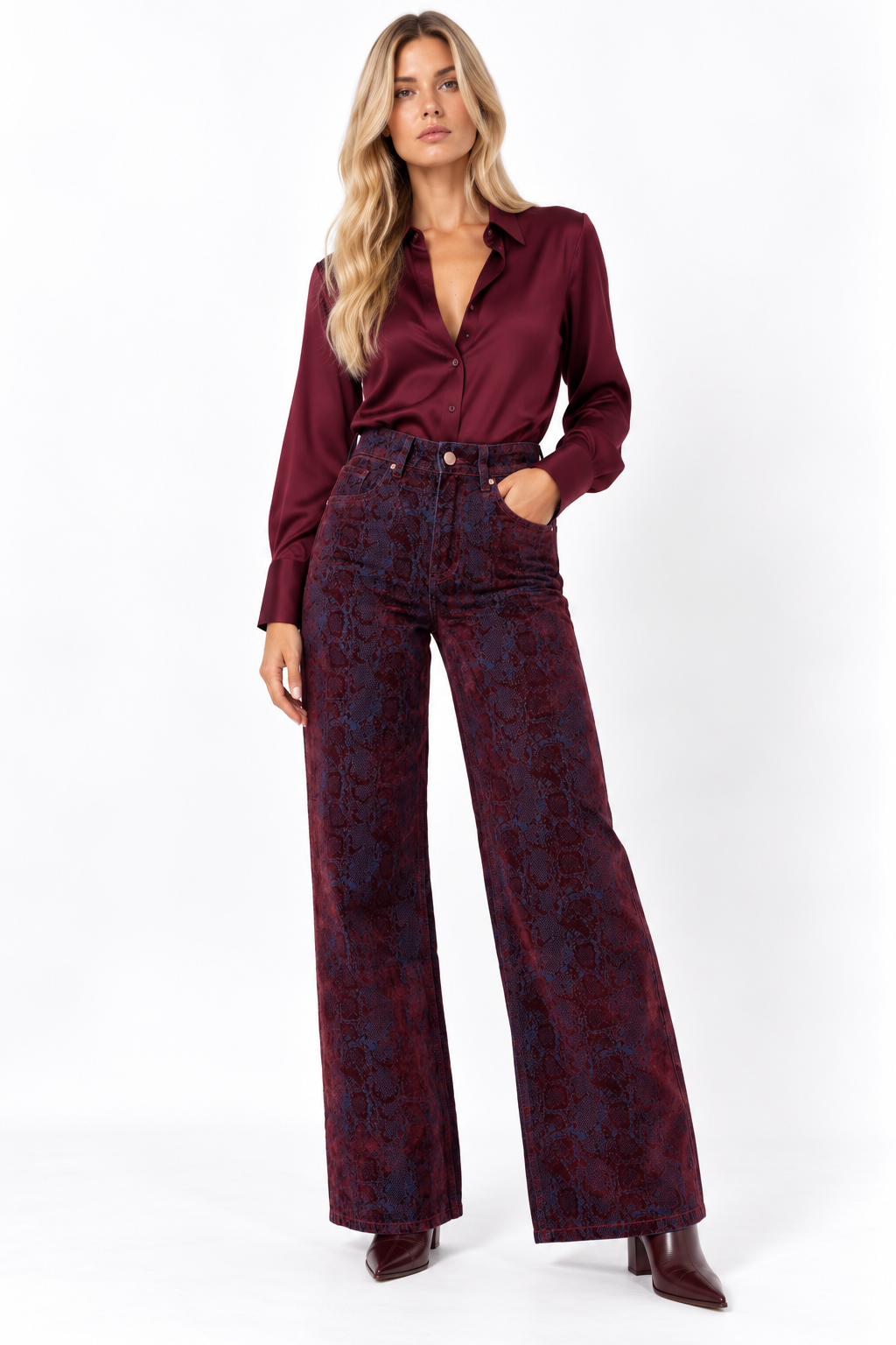 Jeans in Velluto Bordeaux Stampa Pitonata a Vita Alta Maglen