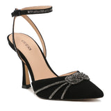 Black pumps